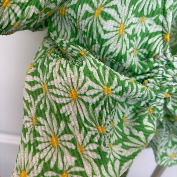 Floral Blouse - Picture 3 of 3